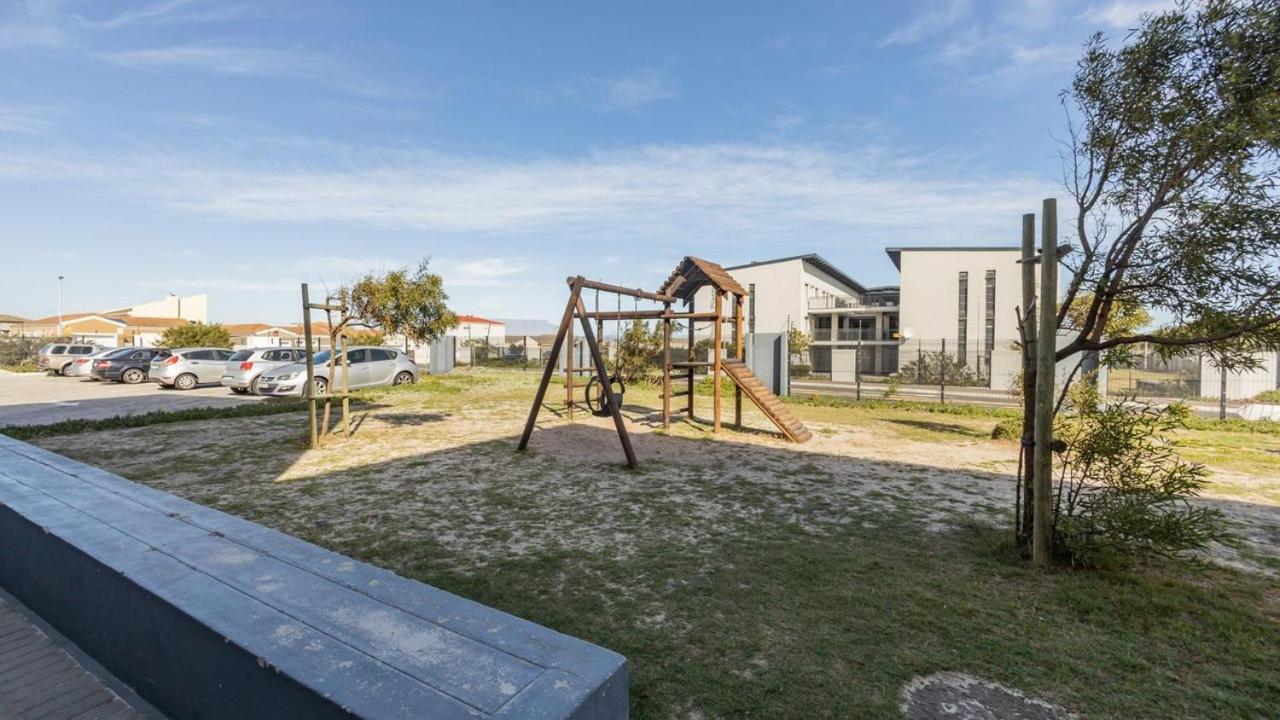 Sunny Escape Rentals Parklands Exterior photo